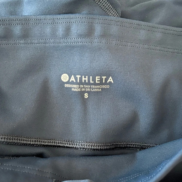Women’s Athleta Blue Capri 16” Leggings pockets Size Small - Picture 4 of 5